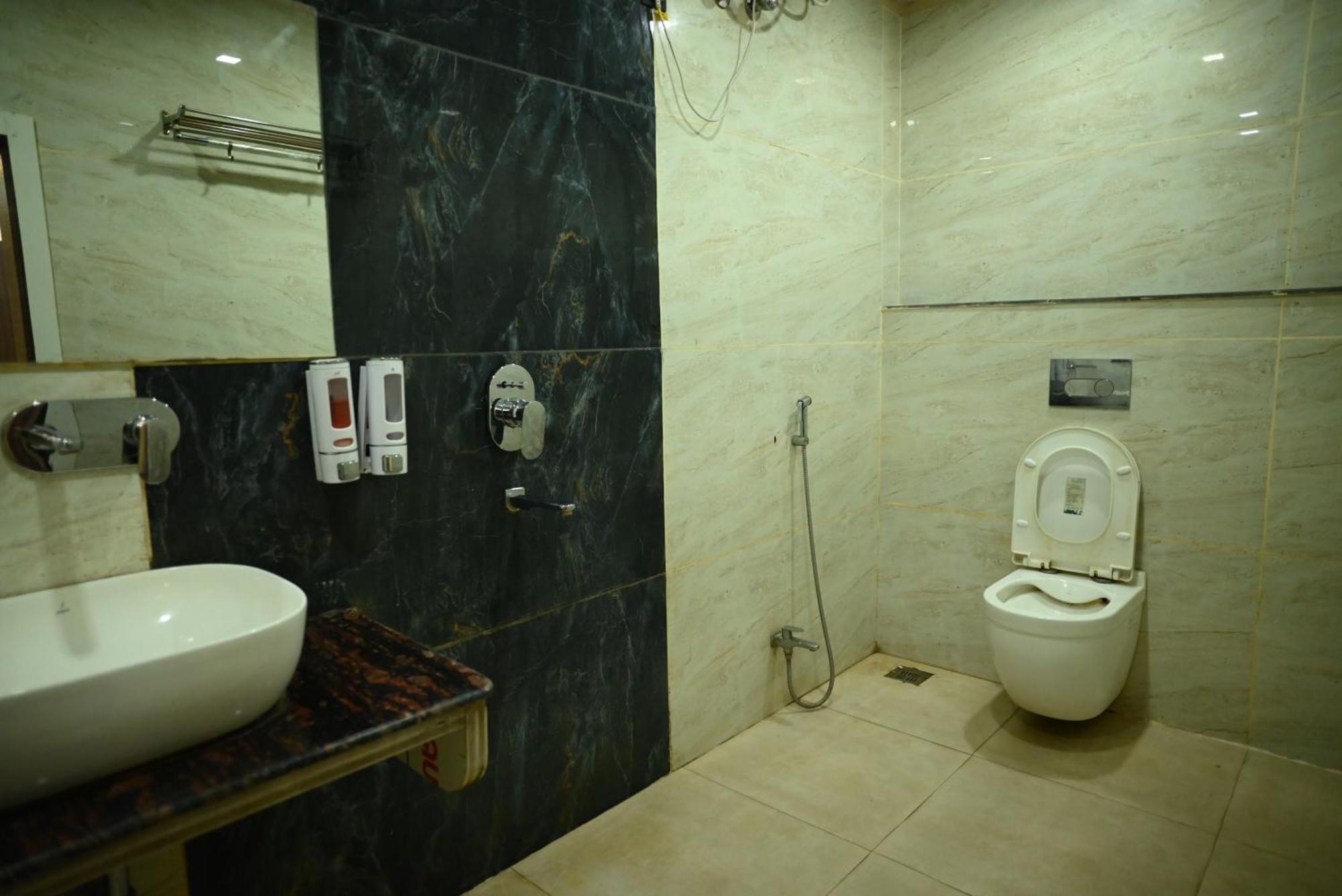 Kings Inn Hotel Ranchi Exterior photo